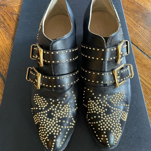 CHLOE Susanna Studded Bootie in black with gold - Picture 2 of 8